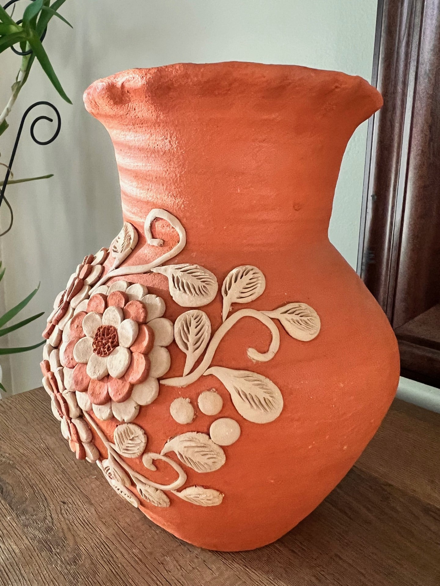 Barro Bordado Flower Vase