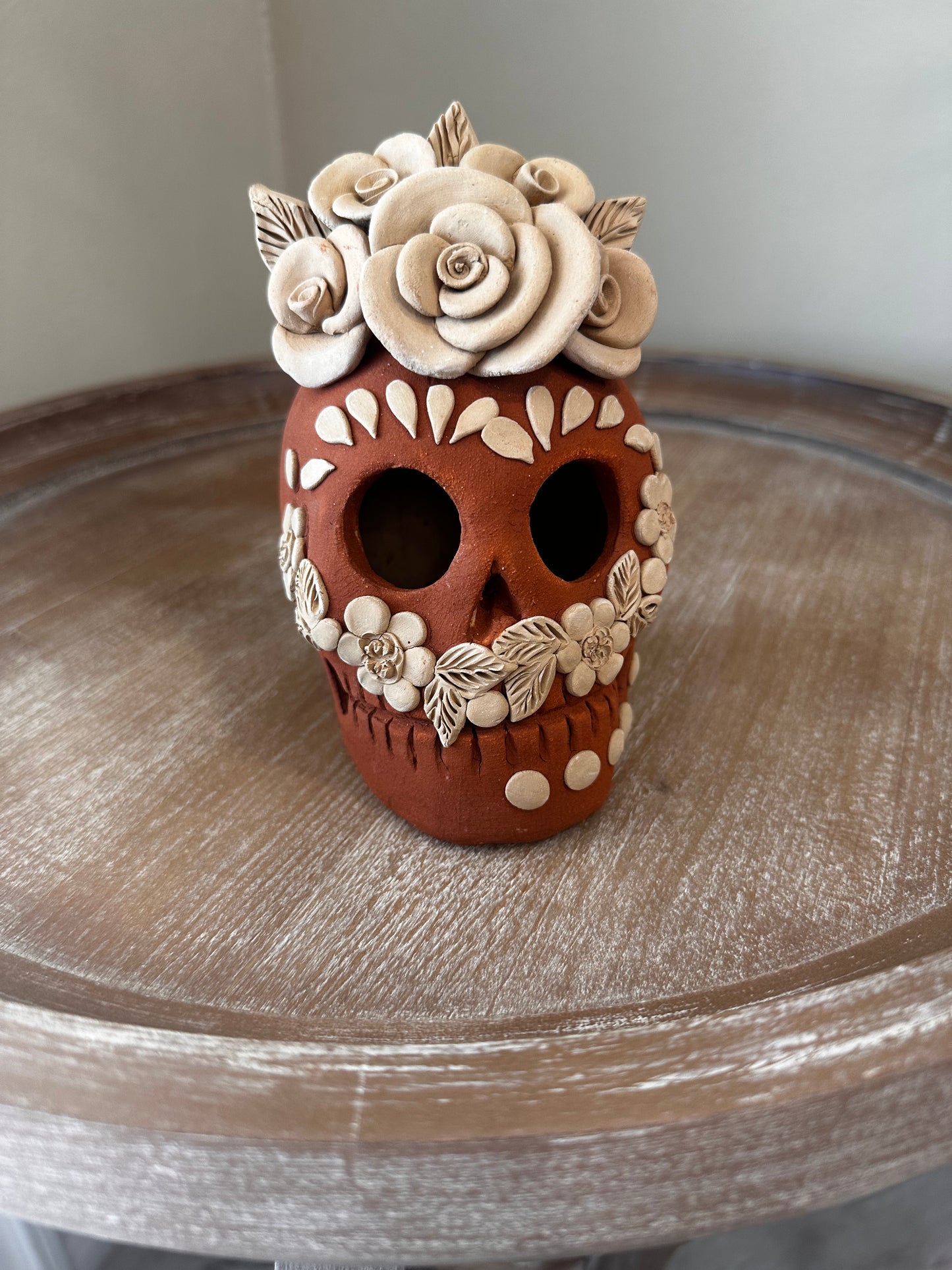 Clay Skull, Dia de Muertos, Barro Bordado, Medium