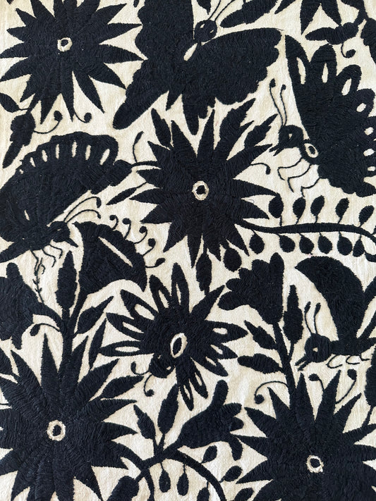 Otomi Table Runner - Black