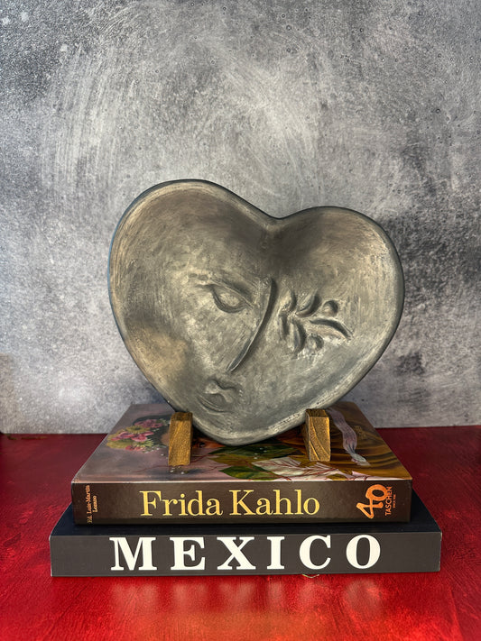 Special Design Decor Corazon Plate - Barro Negro One of a Kind