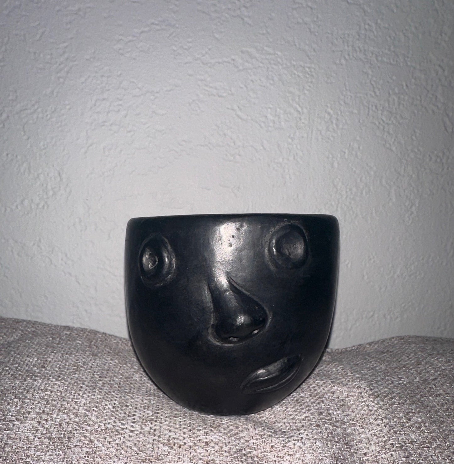 Taza de Carita  - Barro Negro 11 oz