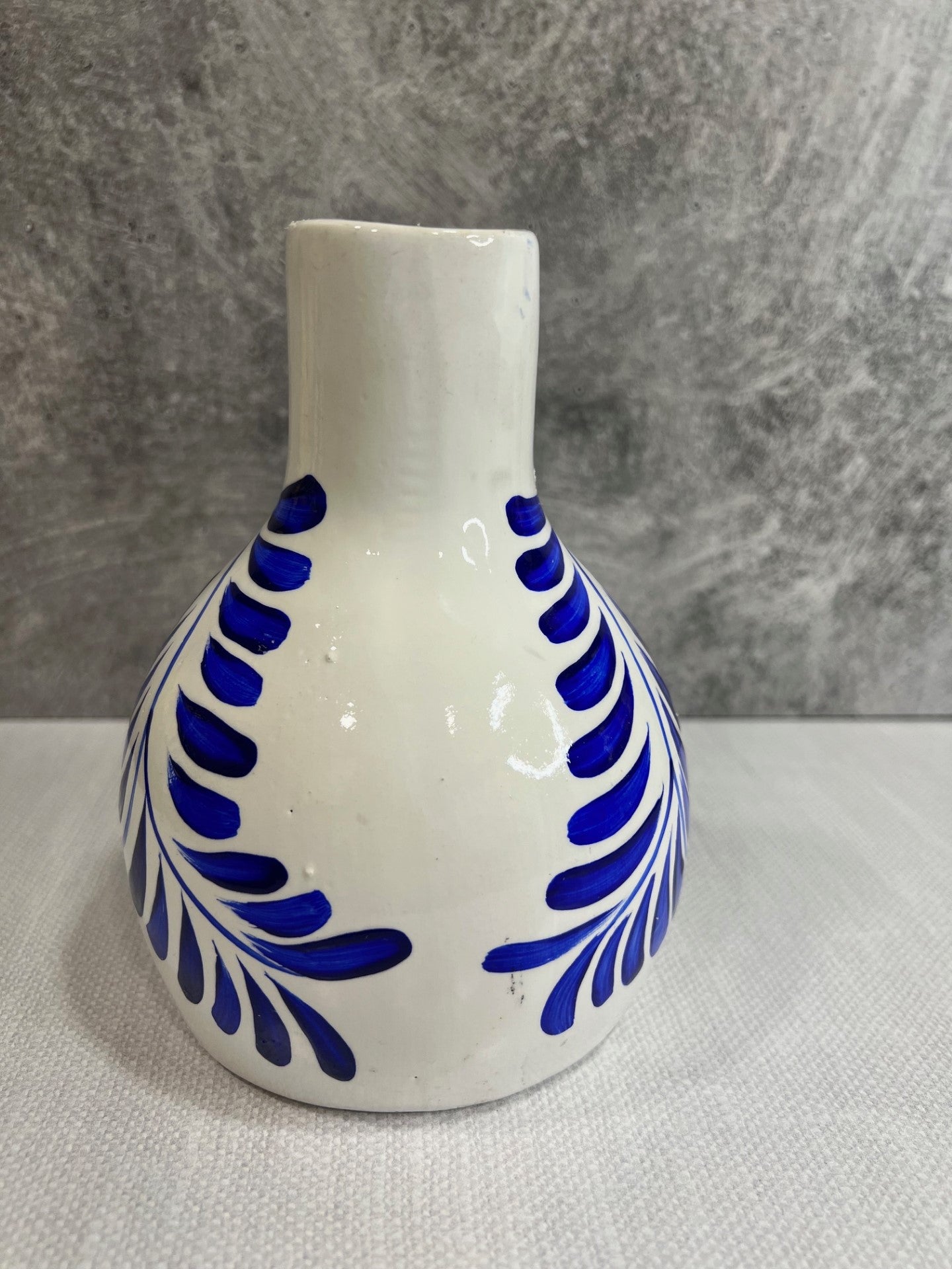 Hand Painted Mini Chimenea - White w/ Blue Flowers