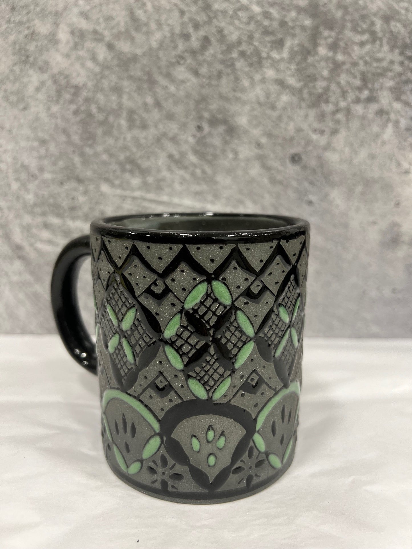 Tazas de Servin, Ceramic Black & Green - Various Designs