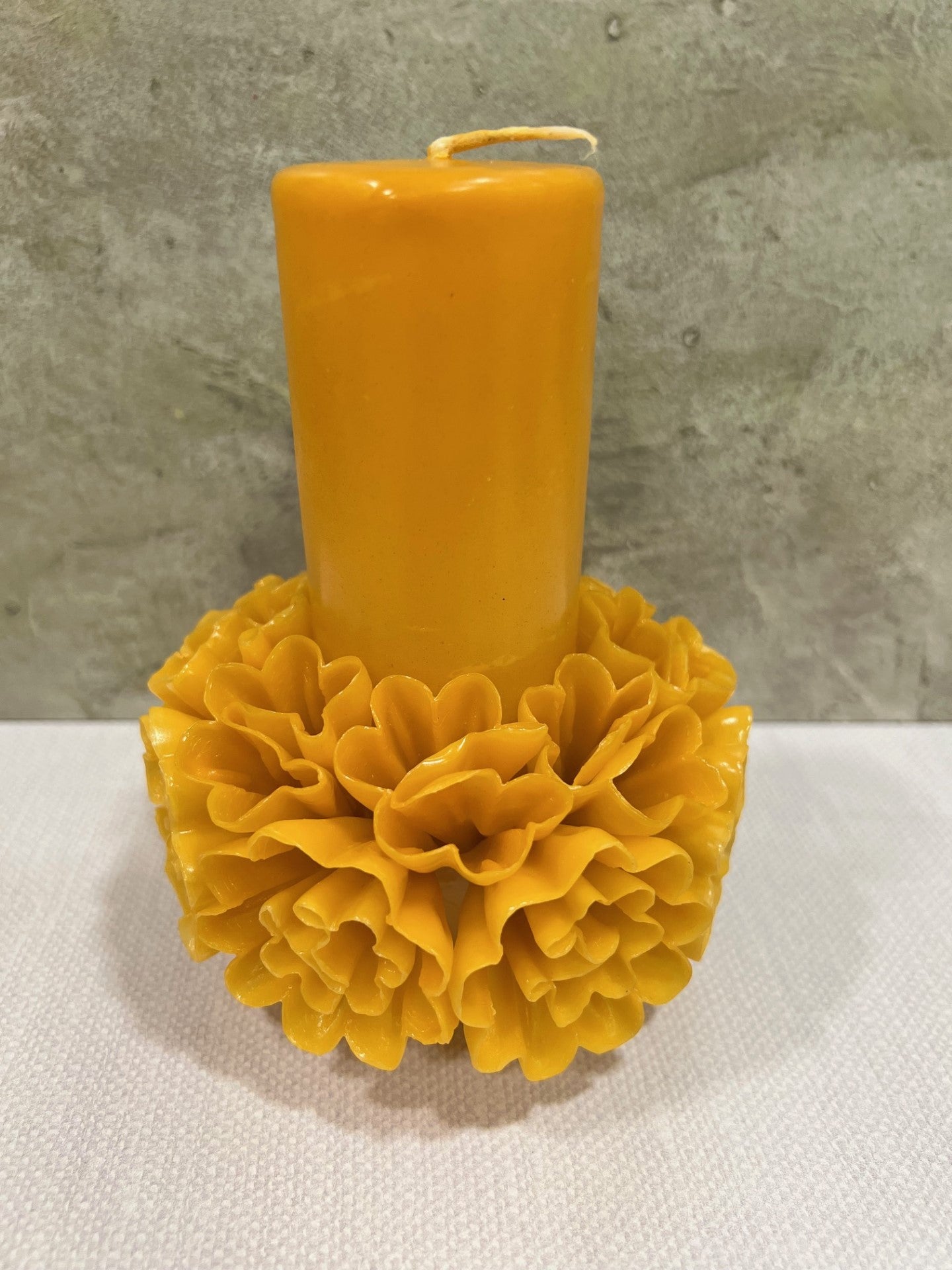 Cirio 100%  Beeswax Candle - Various Colors