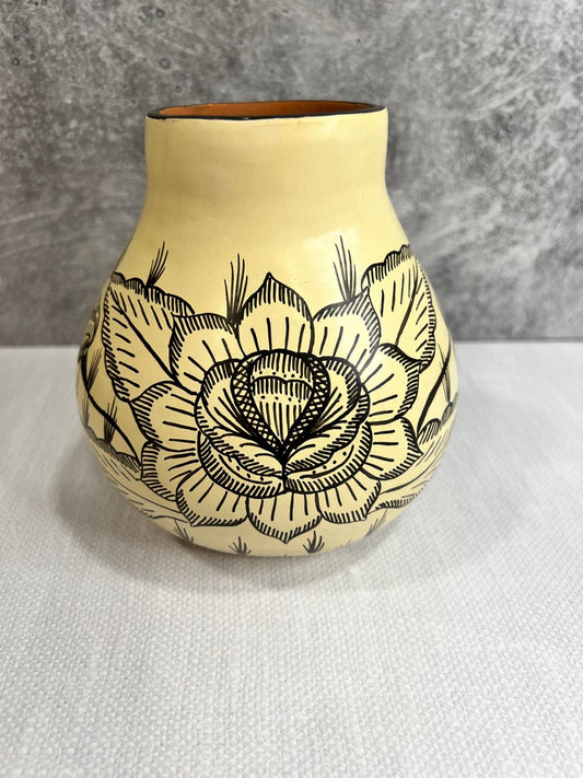 Huancito Small Flowers Vase - Cream