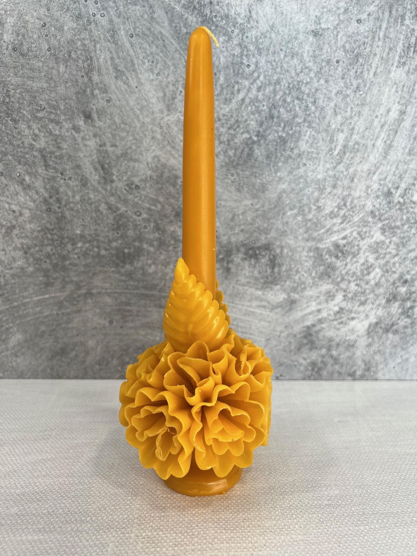 Clavel Large 100% Beeswax Candle - Various Colors