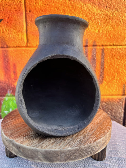 Atzompa Black Chimney