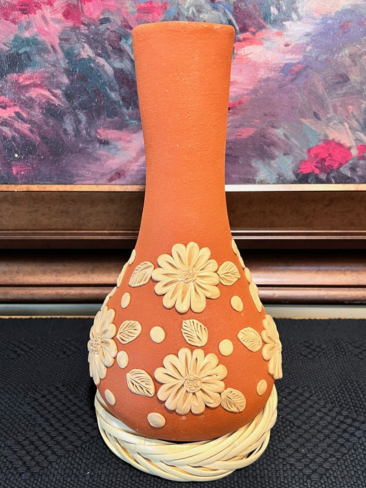 Atzompa Bordado Clay Vase