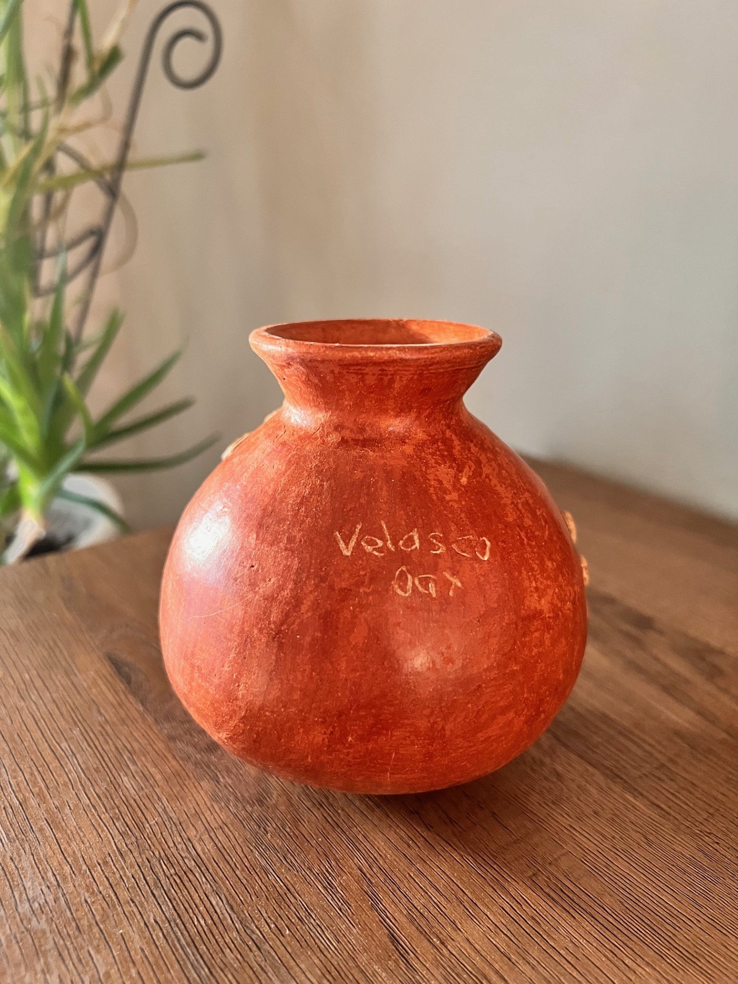 Barro Bordado Mini Flower Vase