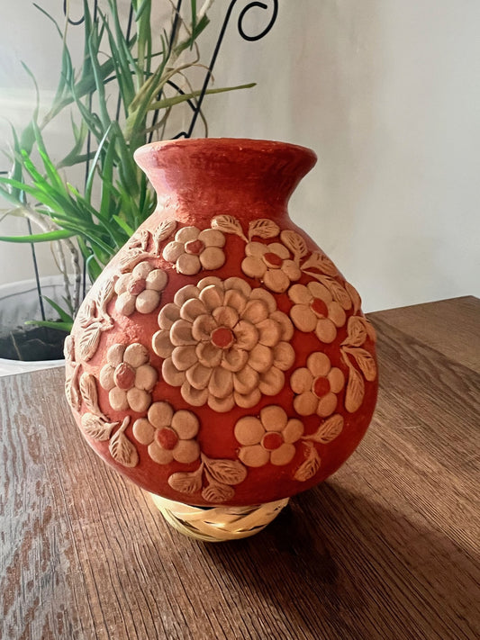 Barro Bordado Mini Flower Vase