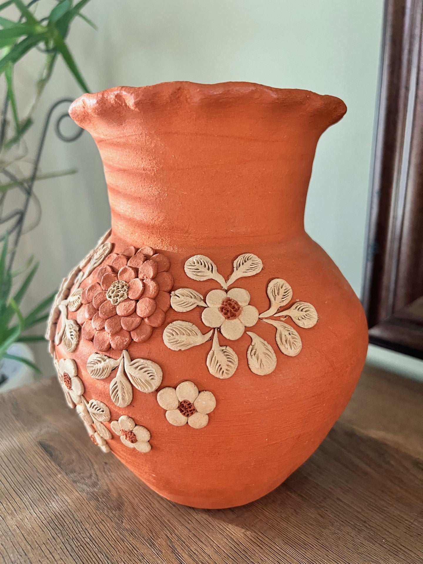 Barro Bordado Flower Vase