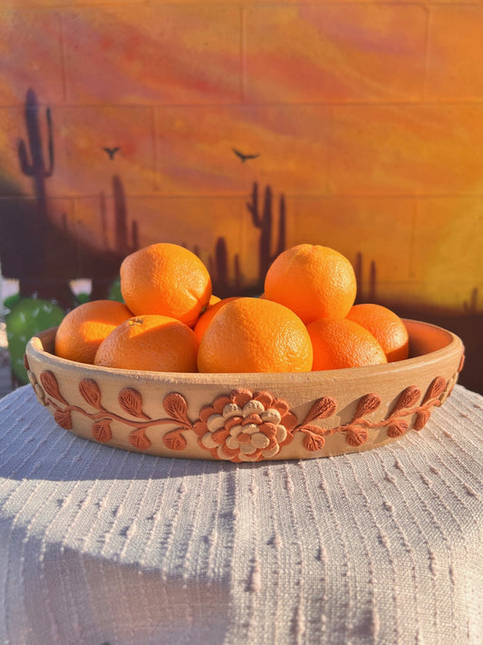 Barro Bordado Flower Fruit Bowl